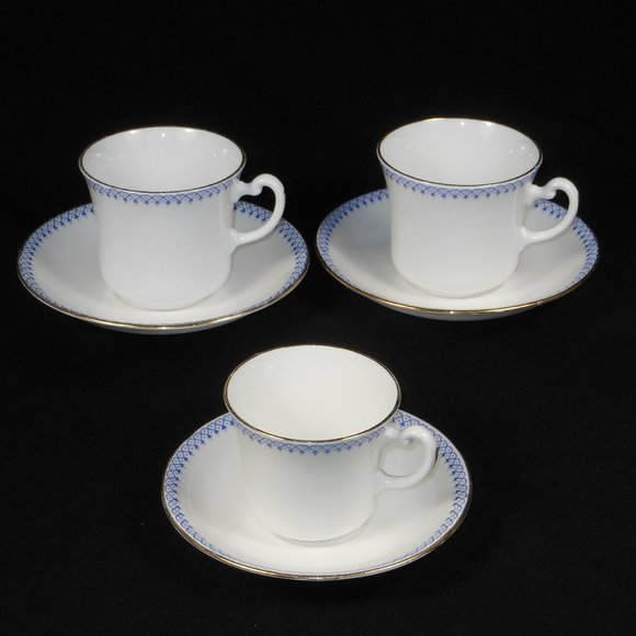 3 sets of tea cups and saucers. Vale UK - Picture 1 of 5